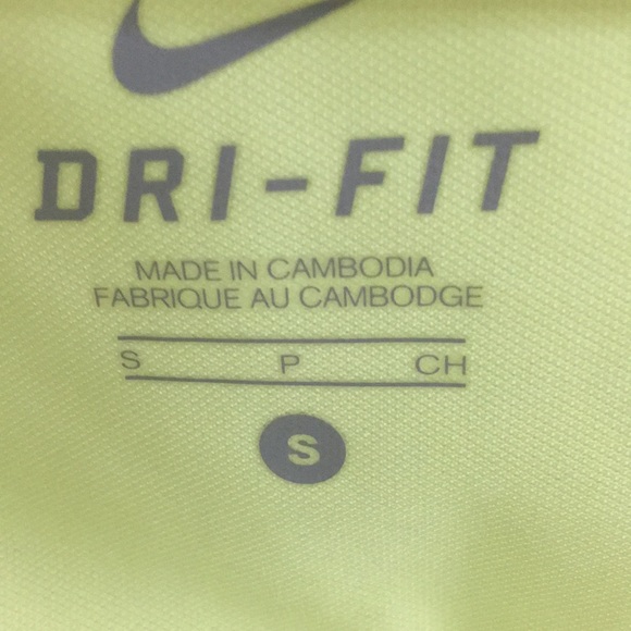 Nike yellow dri-fit collared top - Picture 3 of 3